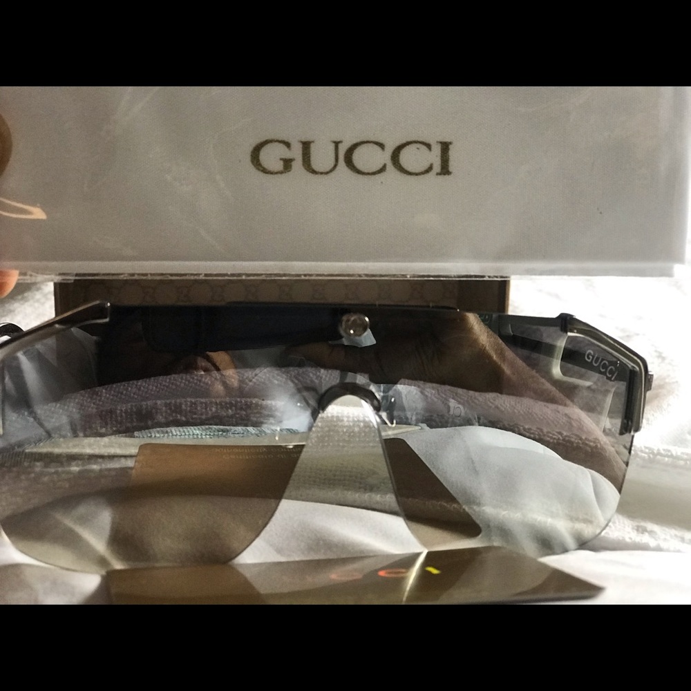 Designer glasses - Picture 3 of 10